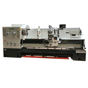 T77PRO Lathe with 105mm Spindle Bore, 770mm Turning Capacity